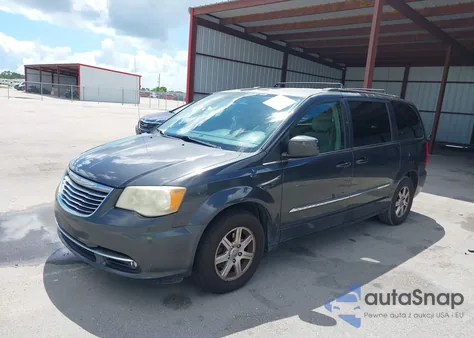 2012 Chrysler Town & Country Touring из США, поврежденный, VIN 2C4RC1BG3CR145185